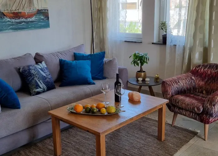 Emilia Apartment