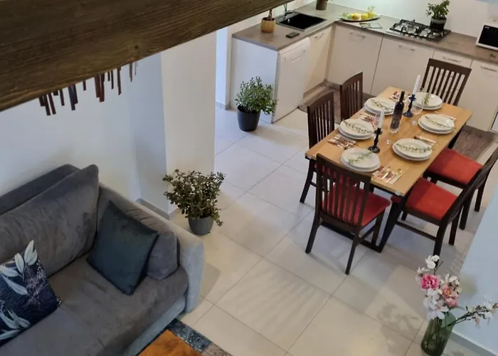 Apartment Emilia