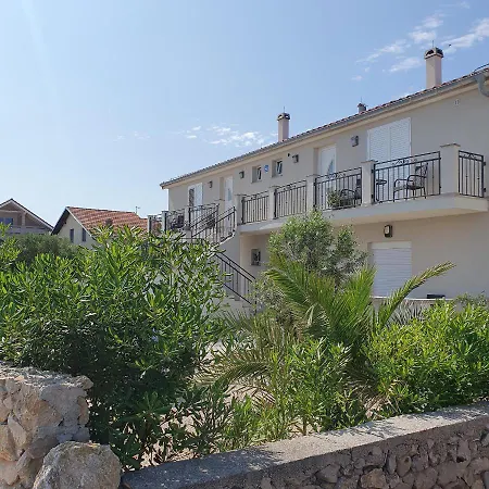 Apartamento Emilia *