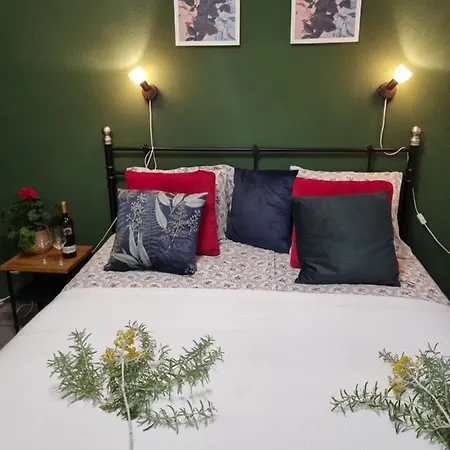 Emilia Apartamento