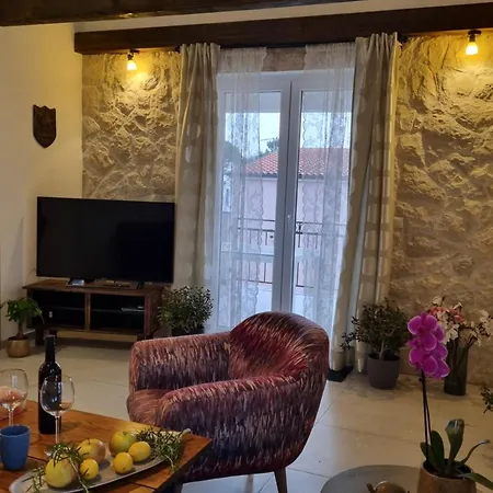 Emilia Apartamento *