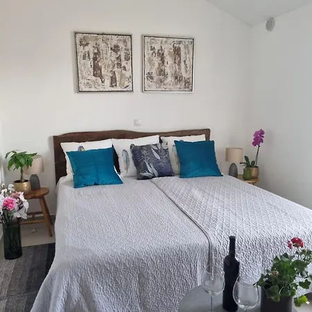 Apartamento Emilia *